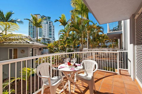 Champelli Palms Apartments - Accommodation 4U 2