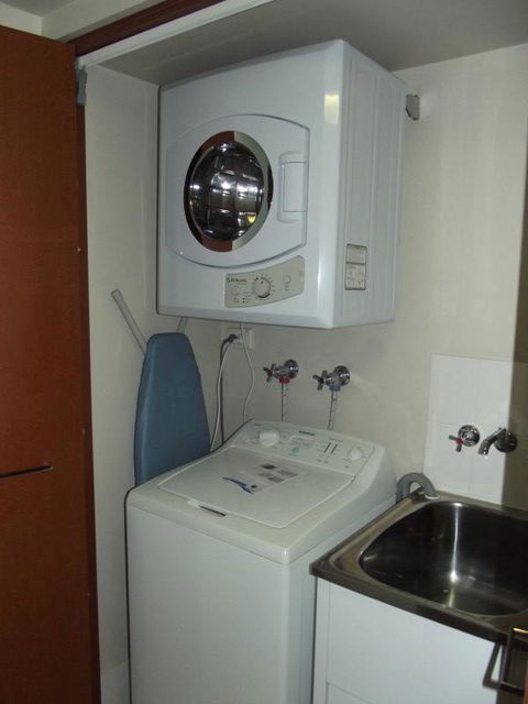 Private 2 Bedroom Apartment @ Chevron Towers - Accommodation 4U 11