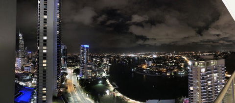 Private 2 Bedroom Apartment @ Chevron Towers - Accommodation 4U 10
