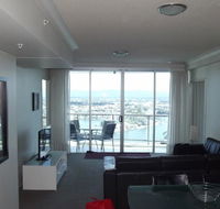 Private 2 Bedroom Apartment  Chevron Towers - Accommodation 4U