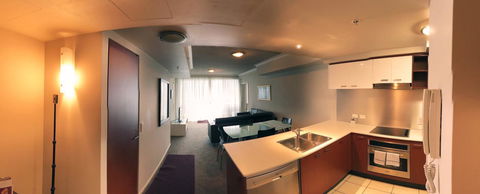 Private 2 Bedroom Apartment @ Chevron Towers - Accommodation 4U 8
