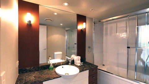 Private 2 Bedroom Apartment @ Chevron Towers - Accommodation 4U 9
