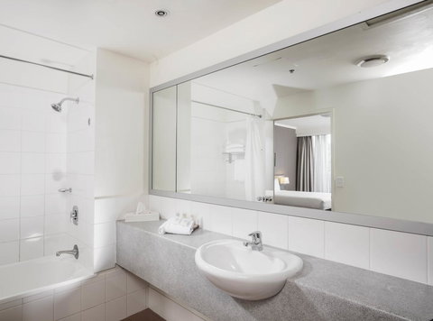 Hotel Indigo Brisbane City Centre, An IHG Hotel - Accommodation 4U 1