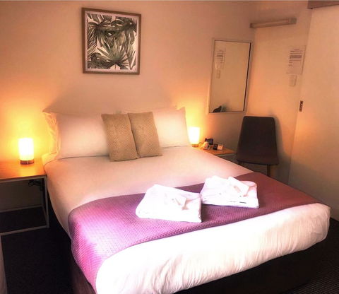 Aabon Apartments & Motel - Accommodation 4U 0