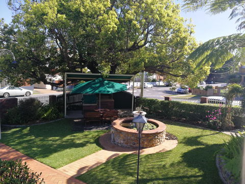 Aabon Apartments & Motel - Accommodation 4U 11
