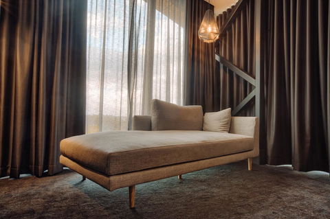 Eatons Hill Hotel - Accommodation 4U 13