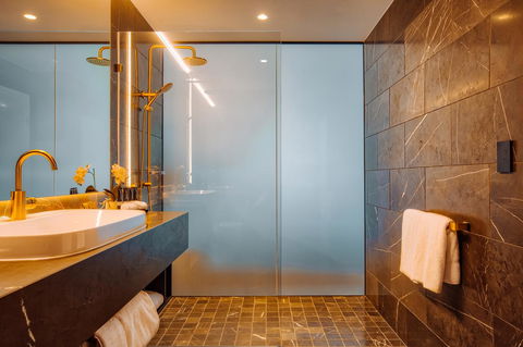 Eatons Hill Hotel - Accommodation 4U 20