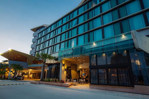 Eatons Hill Hotel - Accommodation 4U 2