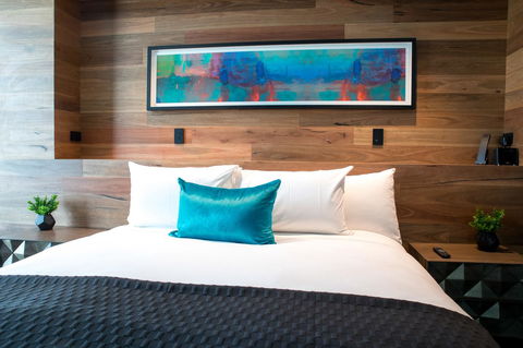 Eatons Hill Hotel - Accommodation 4U 25