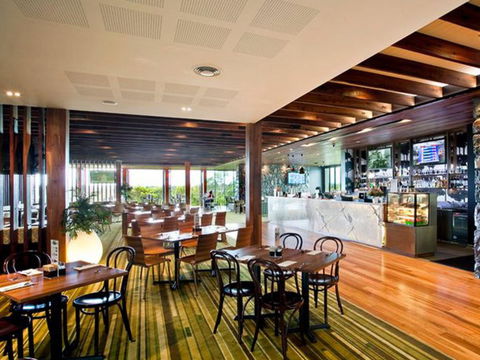 Eatons Hill Hotel - Accommodation 4U 6