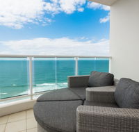 Pacific Views Resort - Accommodation 4U