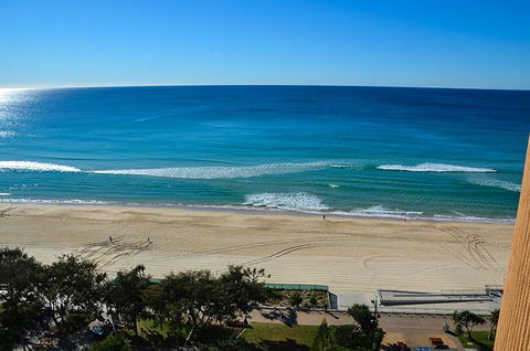 Zenith Ocean Front Apartments - Accommodation 4U 26