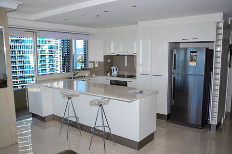 Zenith Ocean Front Apartments - Accommodation 4U 37