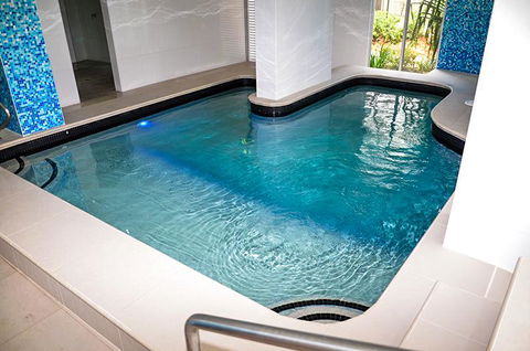 Zenith Ocean Front Apartments - Accommodation 4U 7