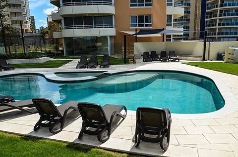 Zenith Ocean Front Apartments - Accommodation 4U 8