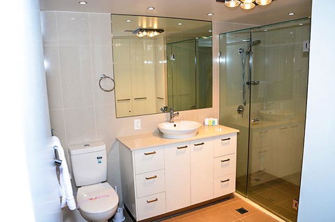 Zenith Ocean Front Apartments - Accommodation 4U 39