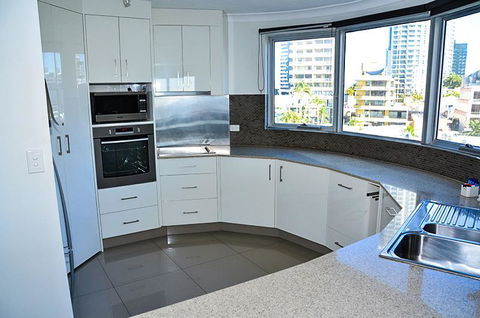 Zenith Ocean Front Apartments - Accommodation 4U 30