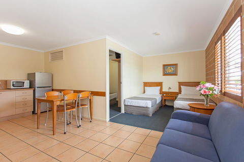 Windmill Motel & Events Centre - Accommodation 4U 2