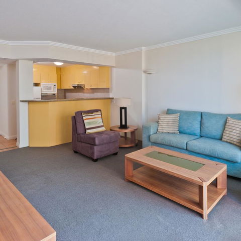 Mantra Crown Towers - Accommodation 4U 13