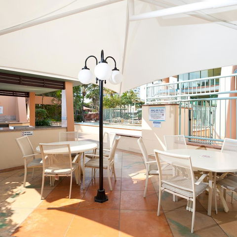 Mantra Crown Towers - Accommodation 4U 8
