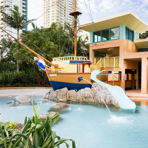 Mantra Crown Towers - Accommodation 4U 4