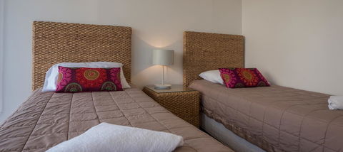 Norfolk Luxury Beachfront Apartments - Accommodation 4U 32
