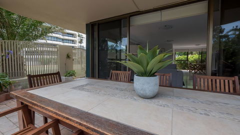 Norfolk Luxury Beachfront Apartments - Accommodation 4U 23
