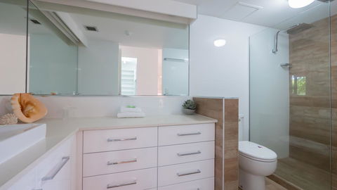 Norfolk Luxury Beachfront Apartments - Accommodation 4U 17