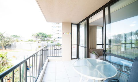 Capricorn One Beachside Holiday Apartments - Official - Accommodation 4U 2