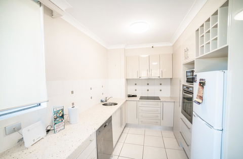 Capricorn One Beachside Holiday Apartments - Official - Accommodation 4U 6