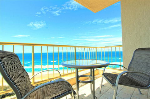 Capricorn One Beachside Holiday Apartments - Official - Accommodation 4U 26