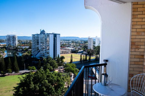 The Island Gold Coast - Accommodation 4U 21
