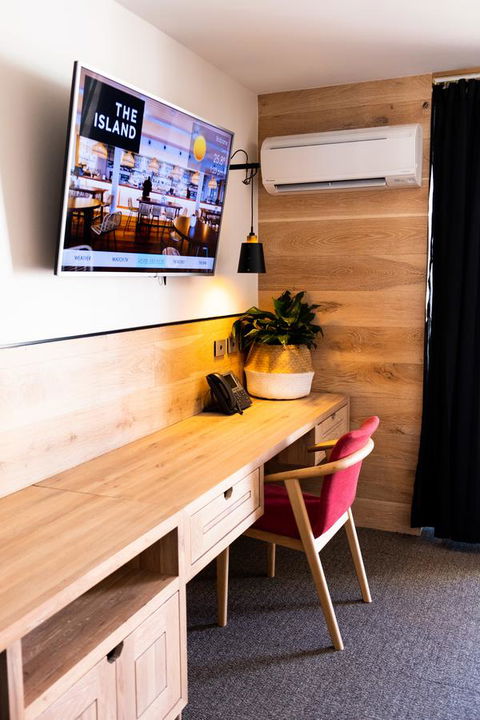 The Island Gold Coast - Accommodation 4U 18
