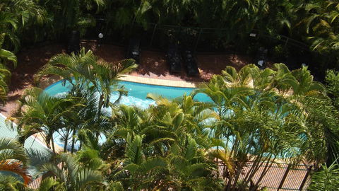 The Meriton Apartments On Main Beach - Accommodation 4U 35