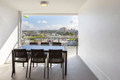 Code Apartments - Accommodation 4U 23