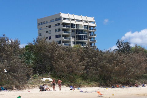 84 The Spit Holiday Apartments - Accommodation 4U 0