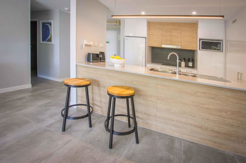 84 The Spit Holiday Apartments - Accommodation 4U 11