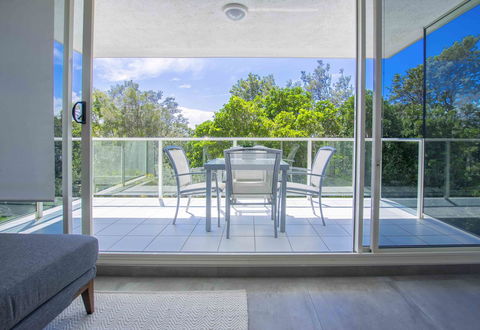 84 The Spit Holiday Apartments - Accommodation 4U 12