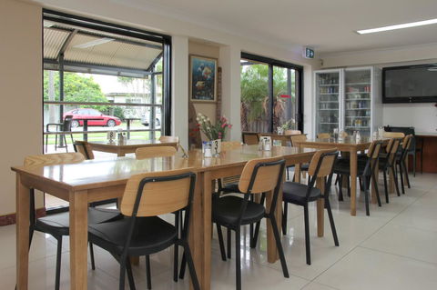 Novena Palms Motel - Accommodation 4U 27