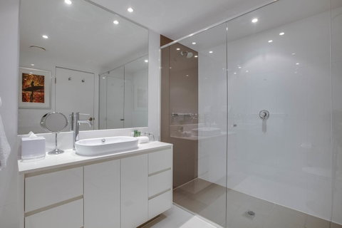 Hilton Surfers Paradise Residences - Accommodation 4U 32