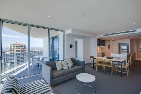 Hilton Surfers Paradise Residences - Accommodation 4U 6
