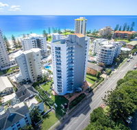 Rainbow Commodore Apartments - Accommodation 4U