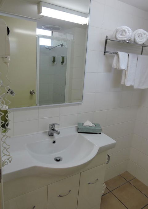 Best Western Airport 85 Motel - Accommodation 4U 9