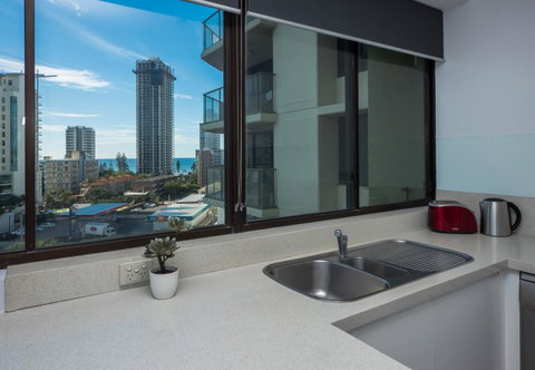 Surfers Hawaiian Holiday Apartments - Accommodation 4U 25