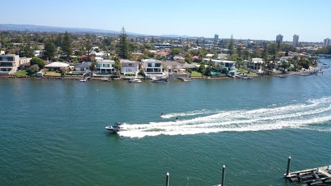 Surfers Hawaiian Holiday Apartments - Accommodation 4U 14