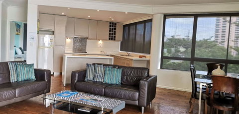 Surfers Hawaiian Holiday Apartments - Accommodation 4U 6