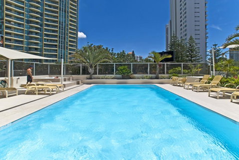Hi Surf Beachfront Resort Apartments - Accommodation 4U 11