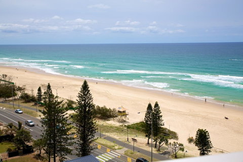 Hi Surf Beachfront Resort Apartments - Accommodation 4U 35