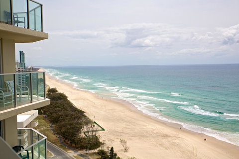 Hi Surf Beachfront Resort Apartments - Accommodation 4U 22
