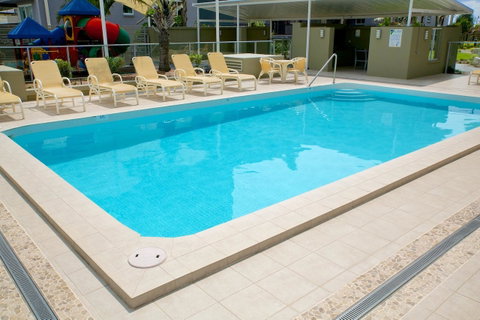 Hi Surf Beachfront Resort Apartments - Accommodation 4U 20